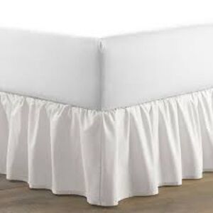 TARGET Twin Ruffle Bedskirt in White